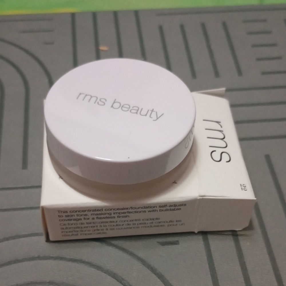 RMS Beauty White Concealer/Foundation